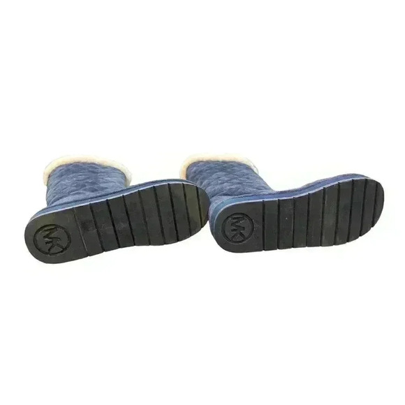 - - Michael Kors Navy Quilted Suede Boots, Size 7M, Pre-Owned - Picture 5 of 8